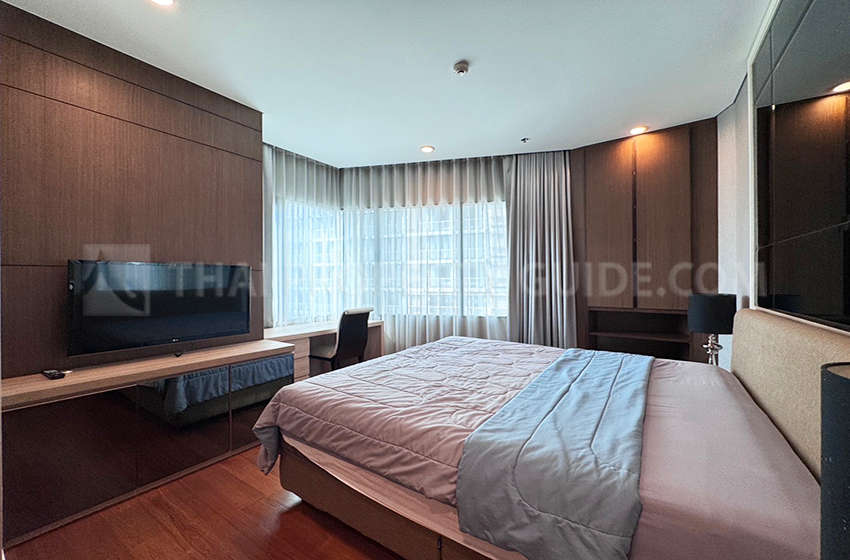 Condominium in Sukhumvit : Bright Sukhumvit 24 