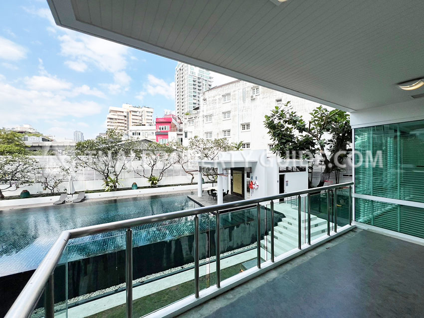 Condominium in Sukhumvit : Belgravia Residences 