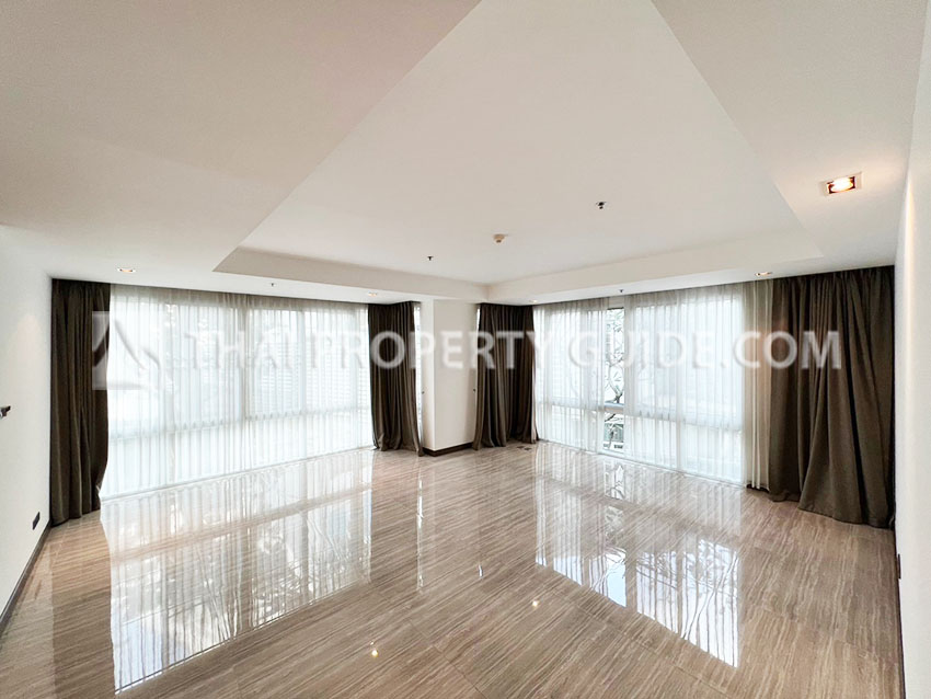 Condominium in Sukhumvit : Belgravia Residences 