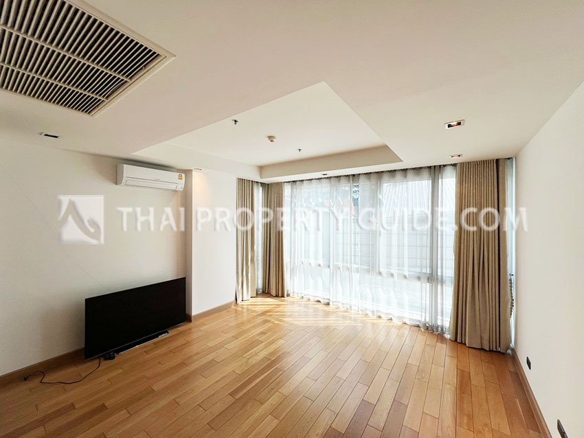 Condominium in Sukhumvit : Belgravia Residences 