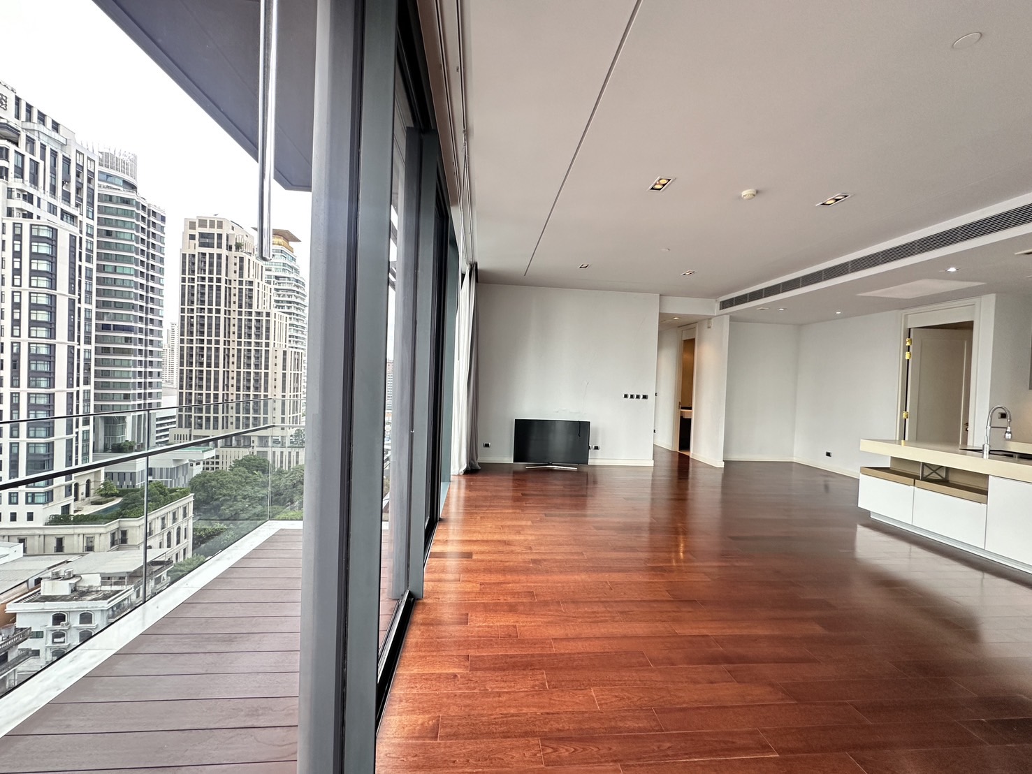 Condominium in Sukhumvit : MARQUE Sukhumvit 