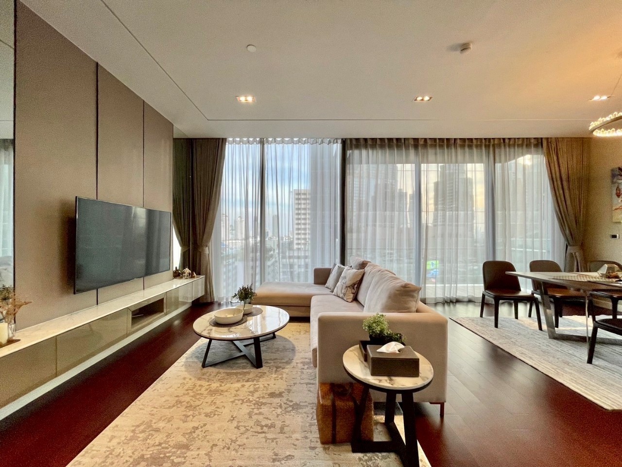 House with Shared Pool for rent in Bangnatrad