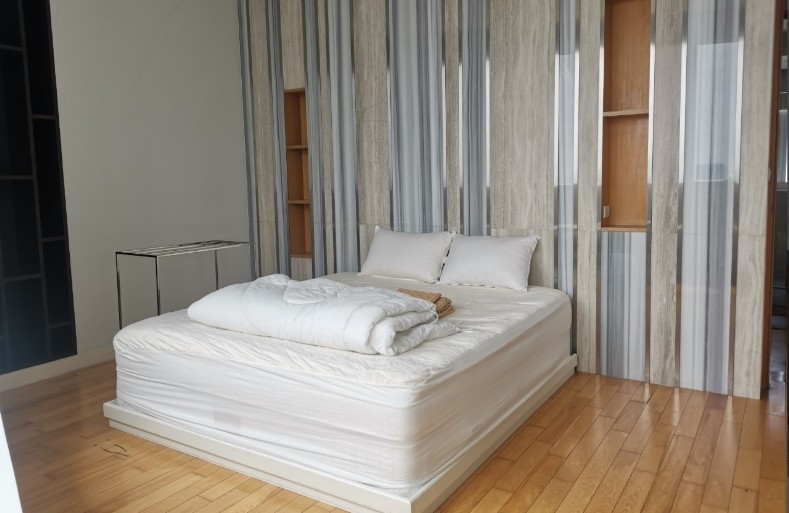 Condominium in Sukhumvit : Millennium Residence 