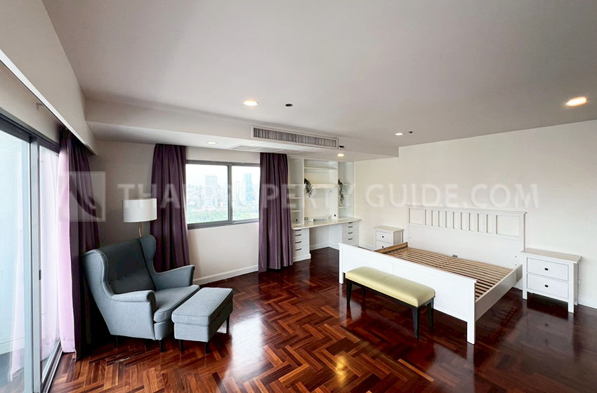 Condominium in Sukhumvit 