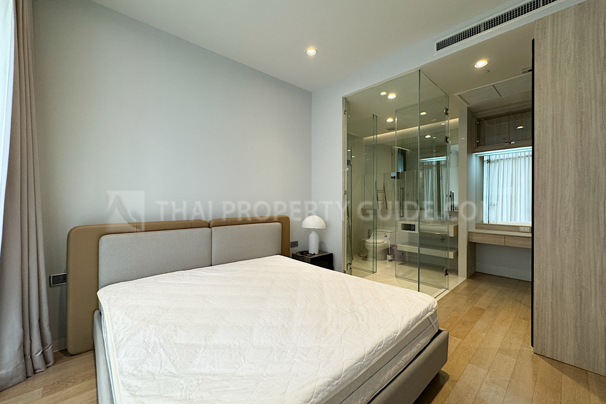 Condominium in Sukhumvit : Vittorio Condominium at Sukhumvit 39 