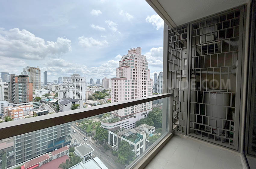 Condominium in Sukhumvit : The XXXIX by Sansiri 