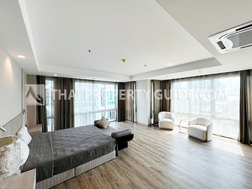 Condominium in Sukhumvit : Belgravia Residences 