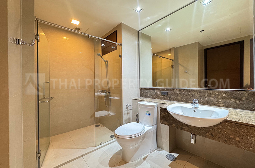 Condominium in Sukhumvit : Belgravia Residences 