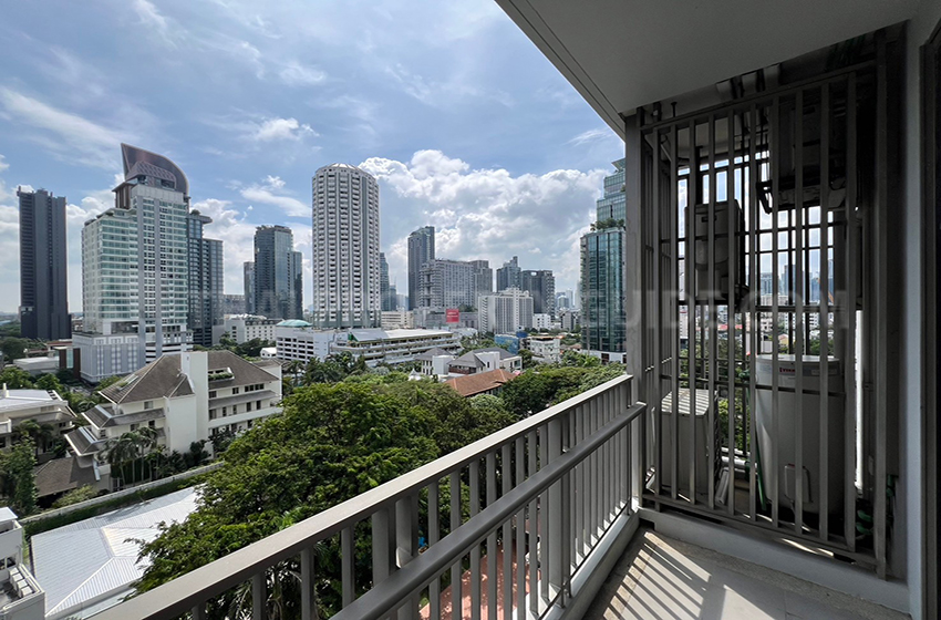 Condominium in Sukhumvit : Quattro By Sansiri 