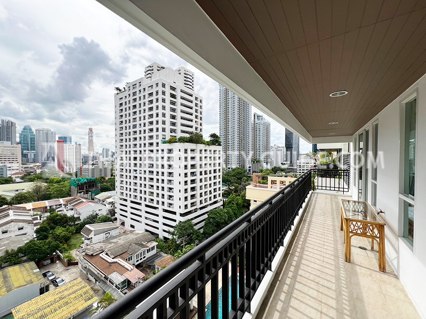 Condominium in Sukhumvit 