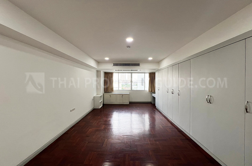 Condominium in Sukhumvit 