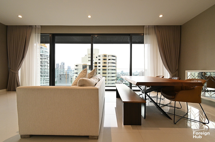 Condominium in Sukhumvit : Vittorio Condominium at Sukhumvit 39 