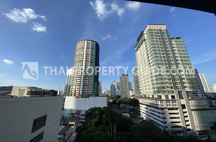 Condominium in Sukhumvit 