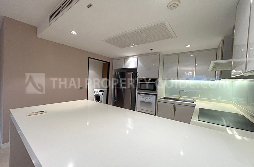 Condominium in Sukhumvit : The Eight Thonglor Residence 