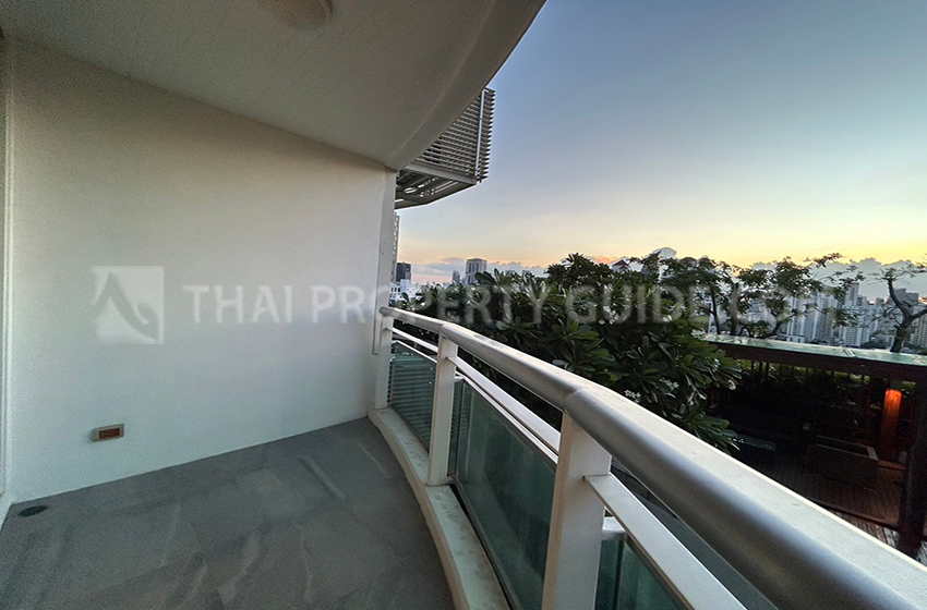 Condominium in Sukhumvit : The Eight Thonglor Residence 