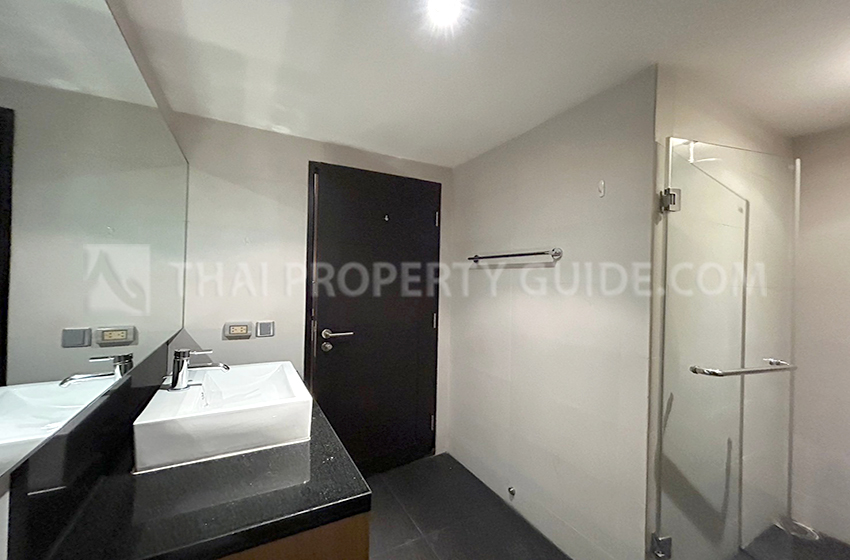 Condominium in Sukhumvit : The Eight Thonglor Residence 