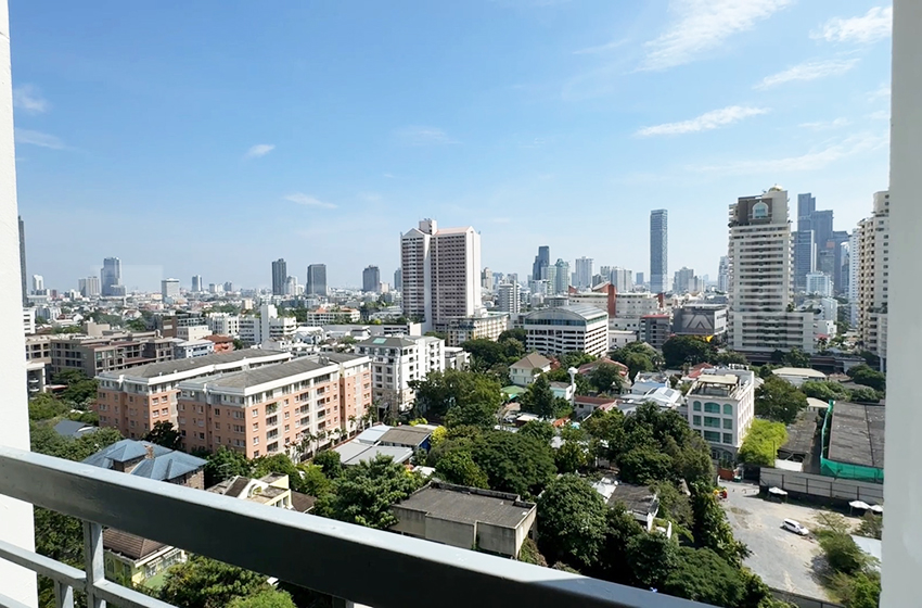 Condominium in Sukhumvit 