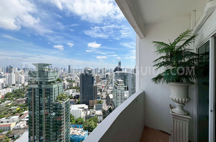 Condominium in Sukhumvit 
