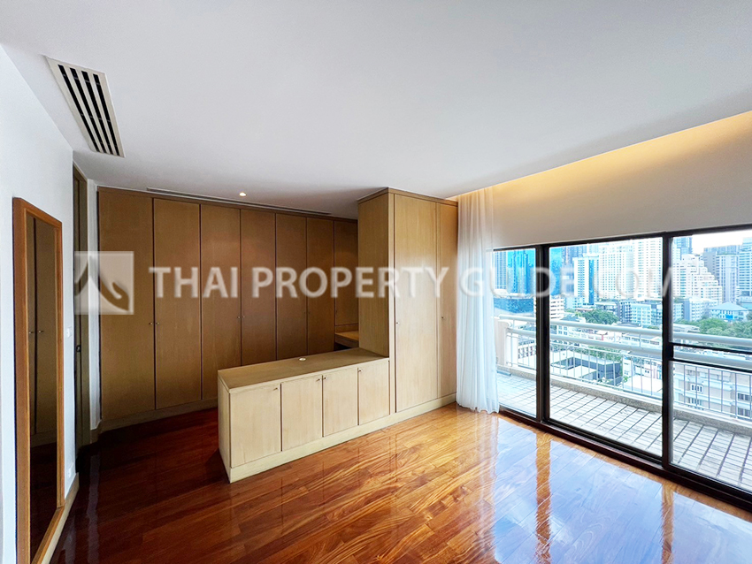 Condominium in Sukhumvit 