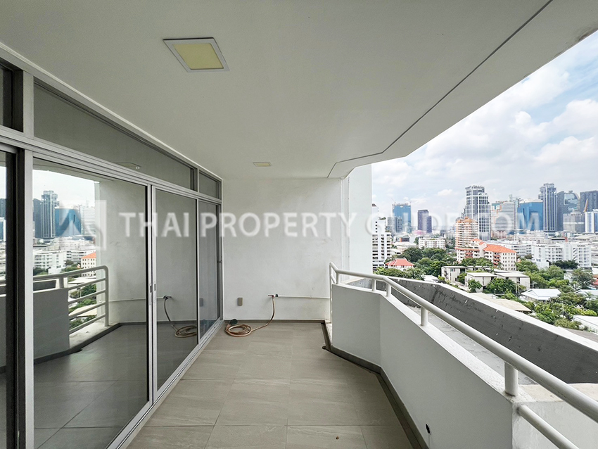 Condominium in Sukhumvit 