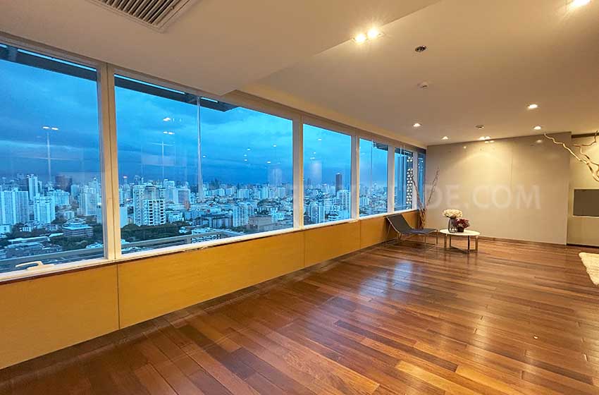 Condominium in Sukhumvit : The Eight Thonglor Residence 