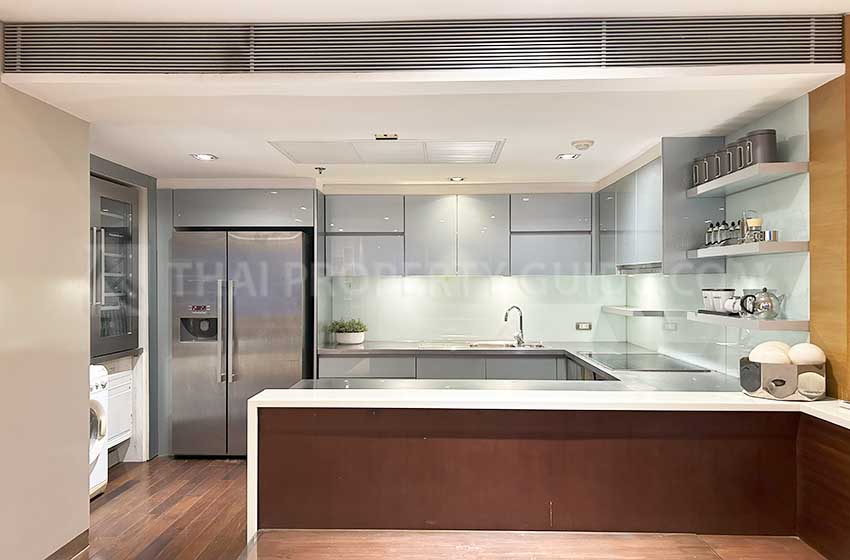 Condominium in Sukhumvit : The Eight Thonglor Residence 