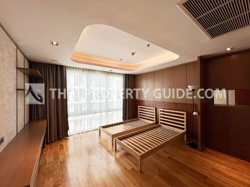 Condominium in Sukhumvit : Belgravia Residences 