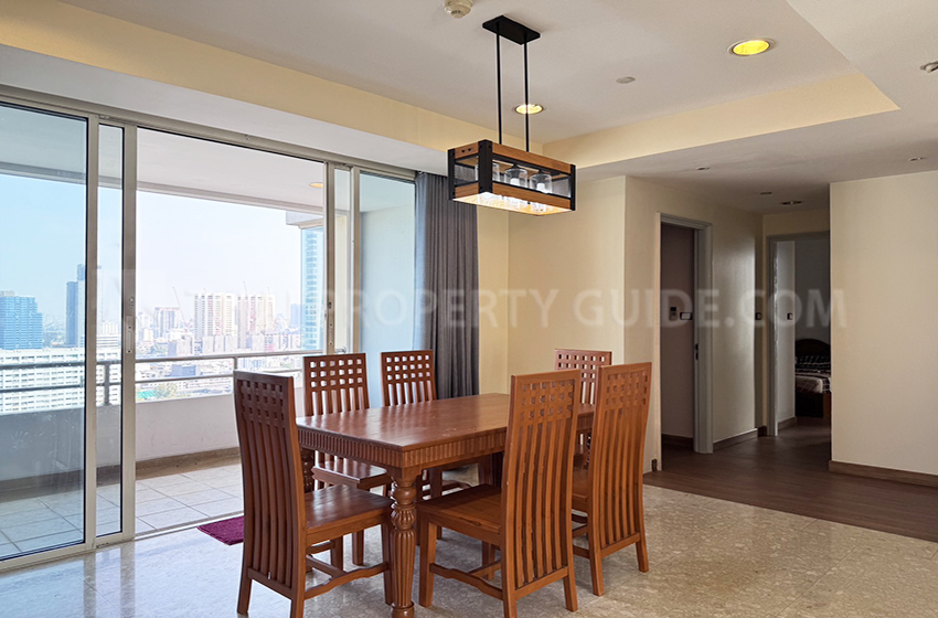 Condominium in Sukhumvit : Hampton Thonglor 10 