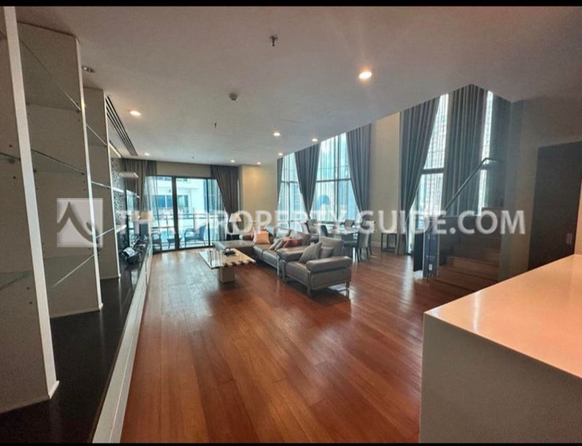 Condominium in Sukhumvit : Bright Sukhumvit 24 