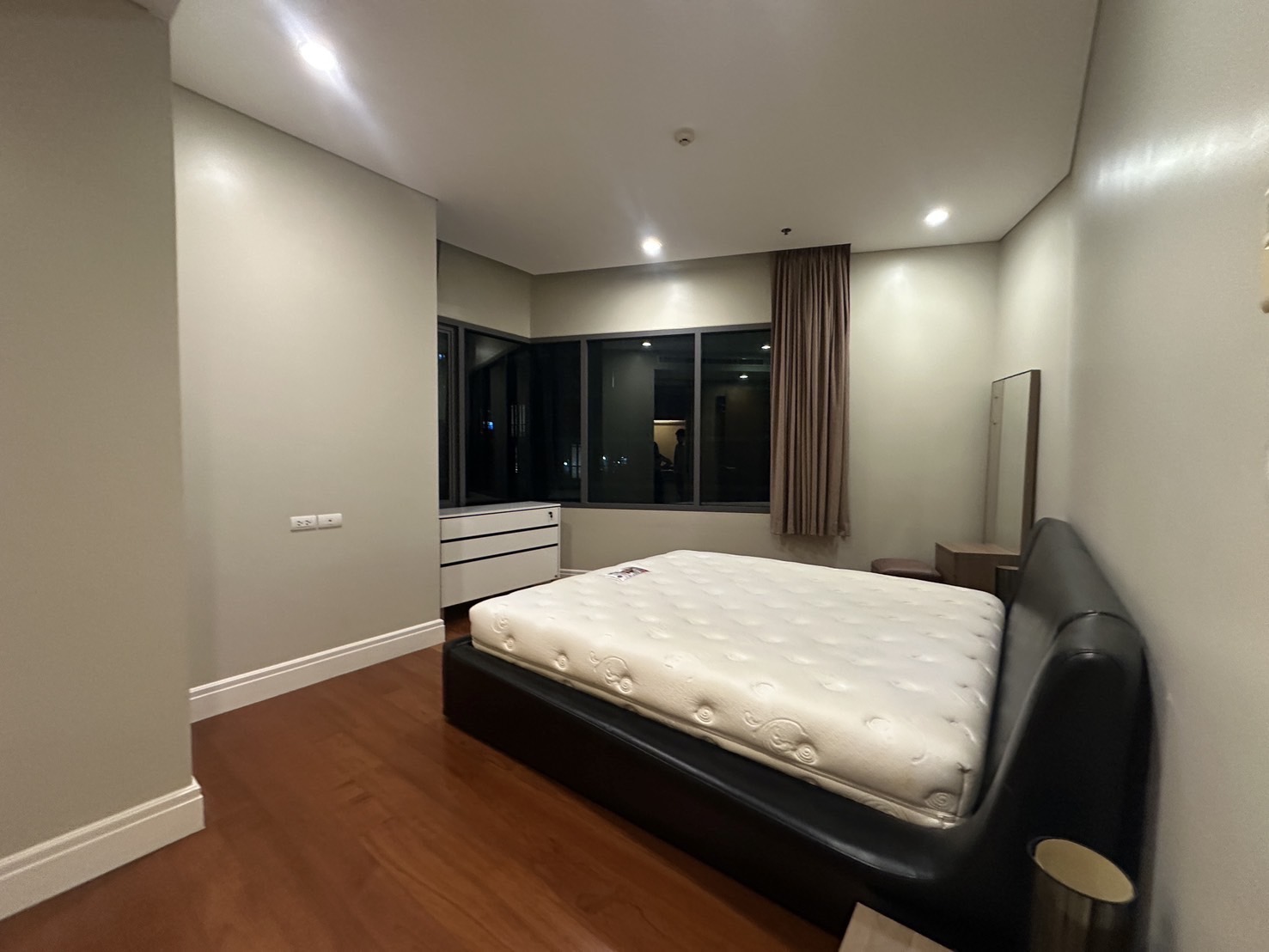 Condominium in Sukhumvit : Bright Sukhumvit 24 