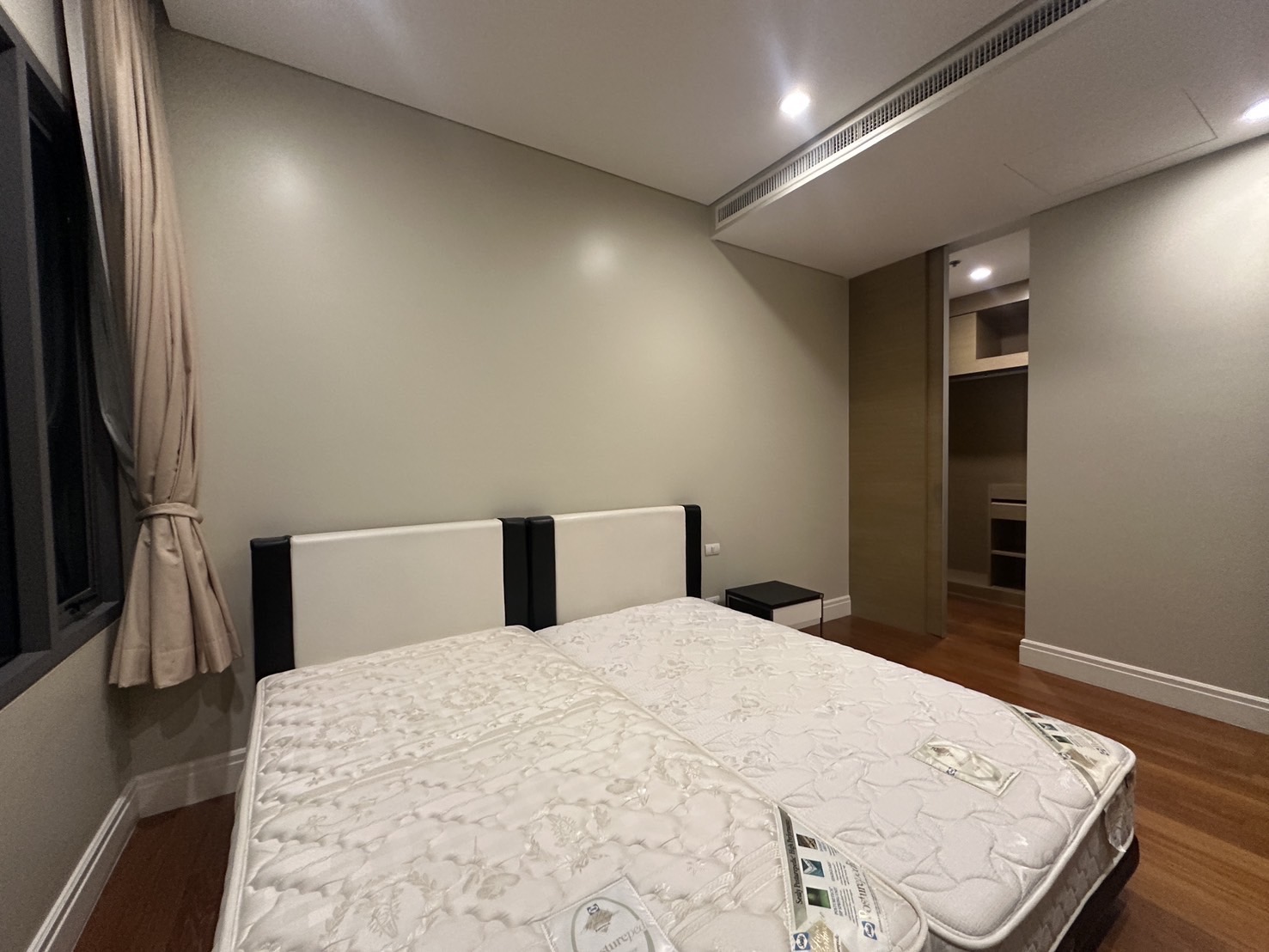 Condominium in Sukhumvit : Bright Sukhumvit 24 