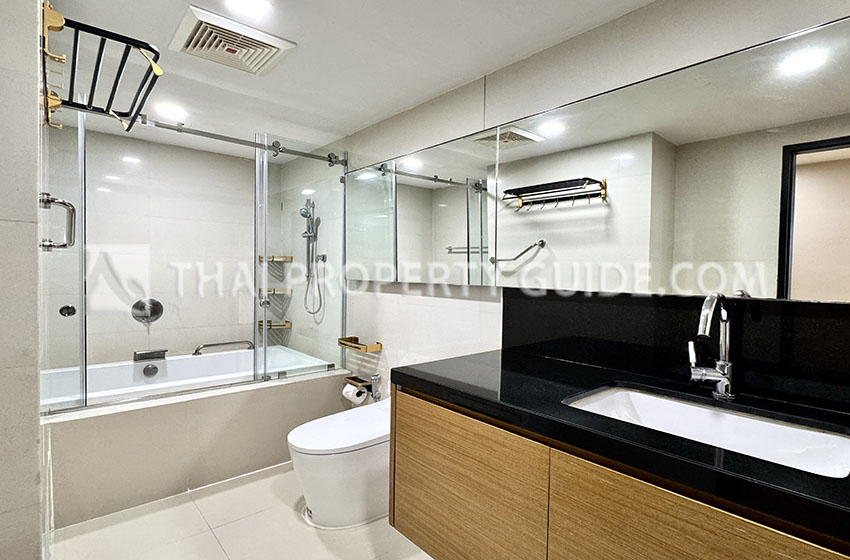 Condominium in Sukhumvit : The Eight Thonglor Residence 
