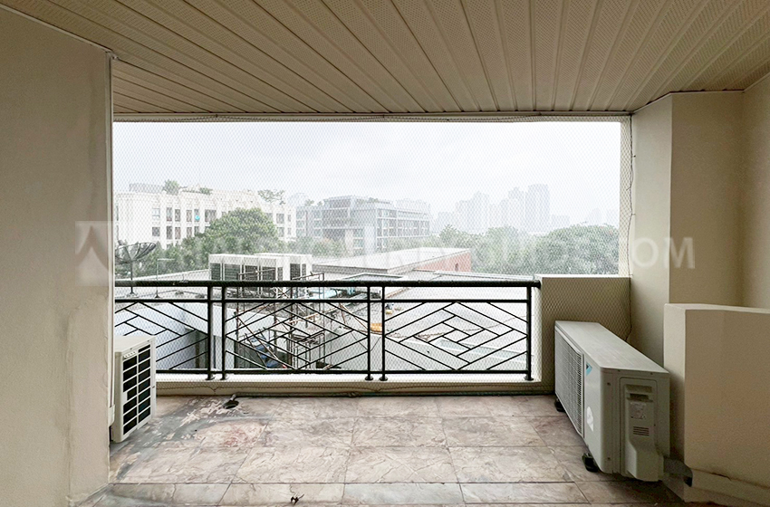Condominium in Sukhumvit 
