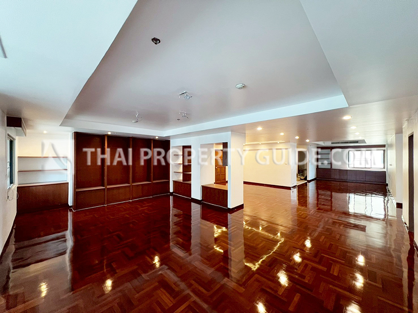 Condominium in Sukhumvit 