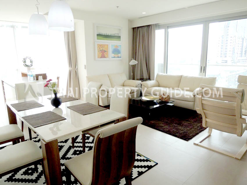 Condo For Sale in Sathorn