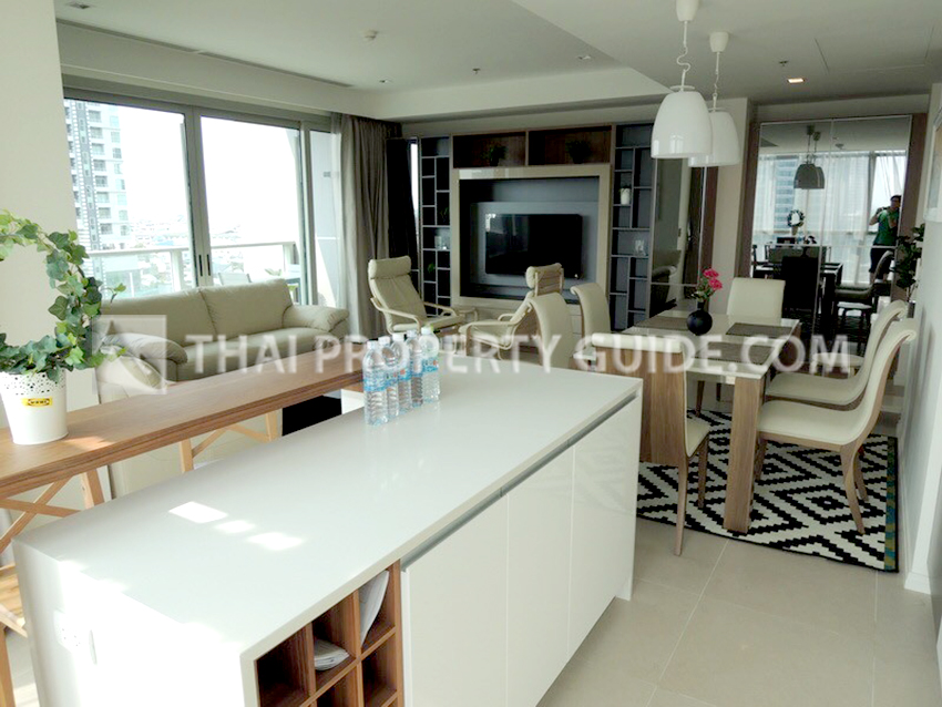 Condo For Sale in Sathorn 