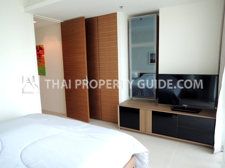 Condo For Sale in Sathorn 