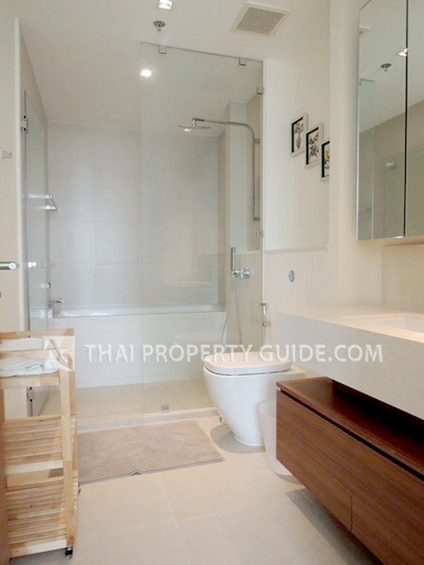 Condo For Sale in Sathorn 