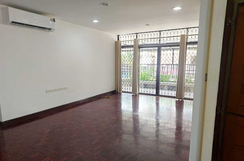 House in Pattanakarn 