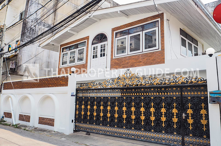 House for rent in Ratchada