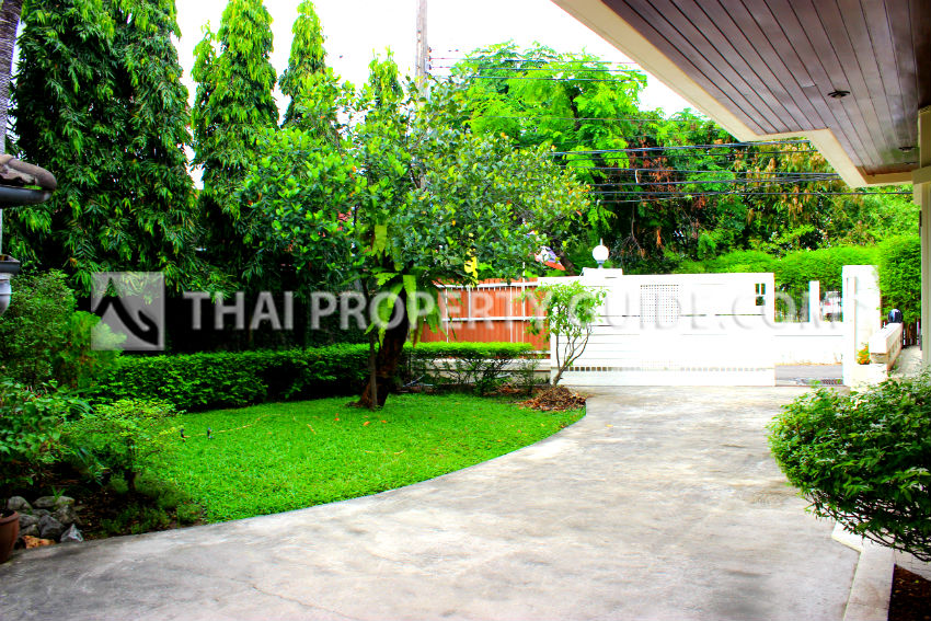 House in Sathorn 