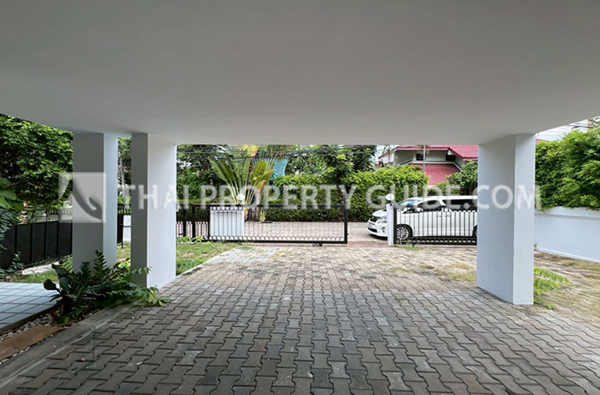 House in Sukhumvit 