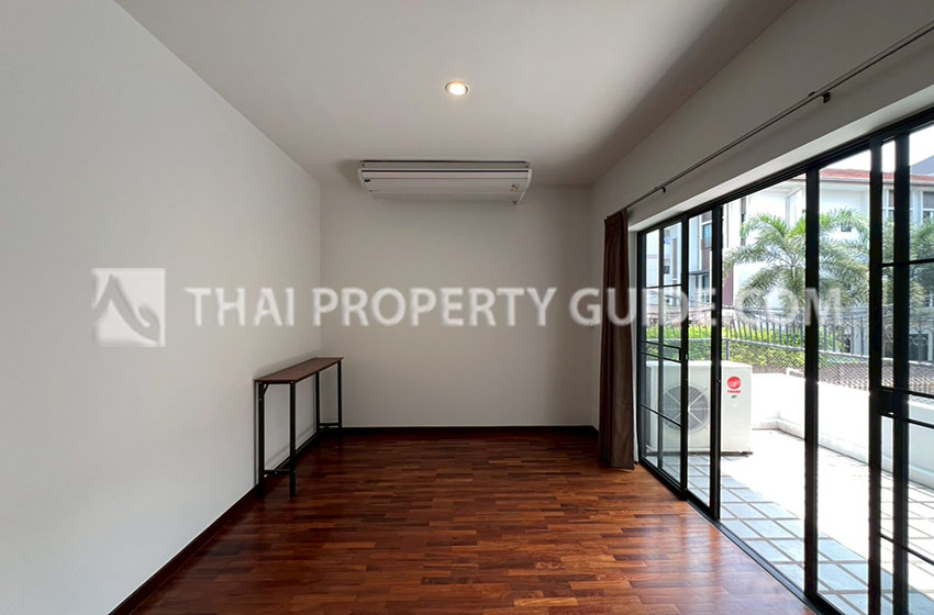 House in Sukhumvit 