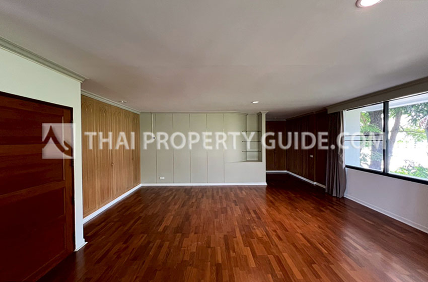 House in Sukhumvit 