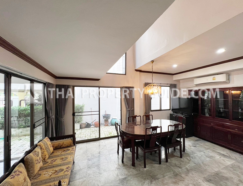 House in Sukhumvit 