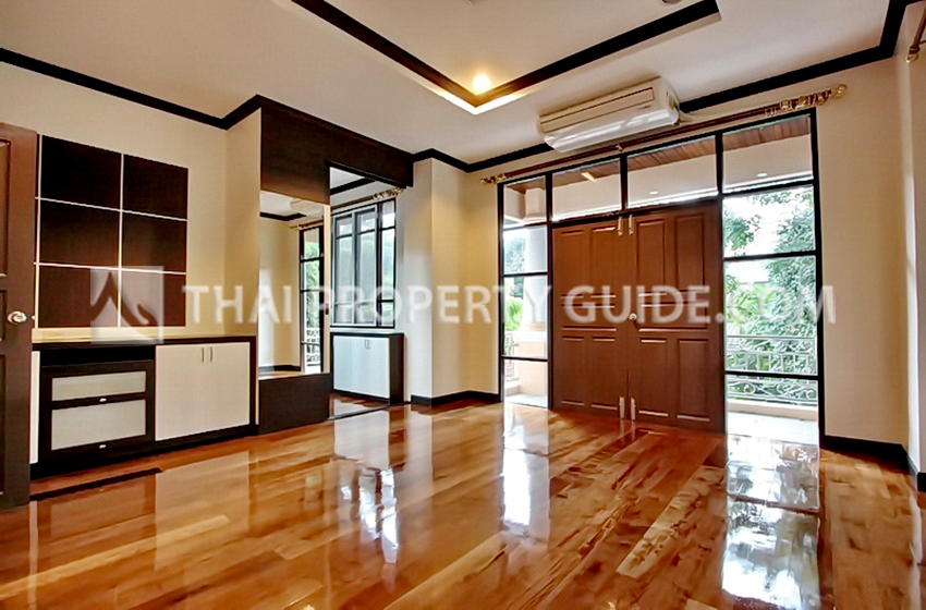 House in Sukhumvit 