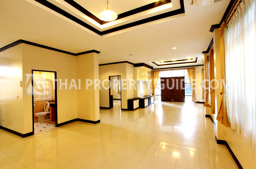 House in Sukhumvit 