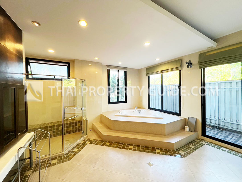 House in Sukhumvit 