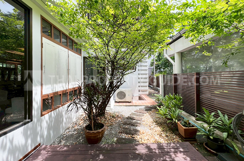 House in Sukhumvit 