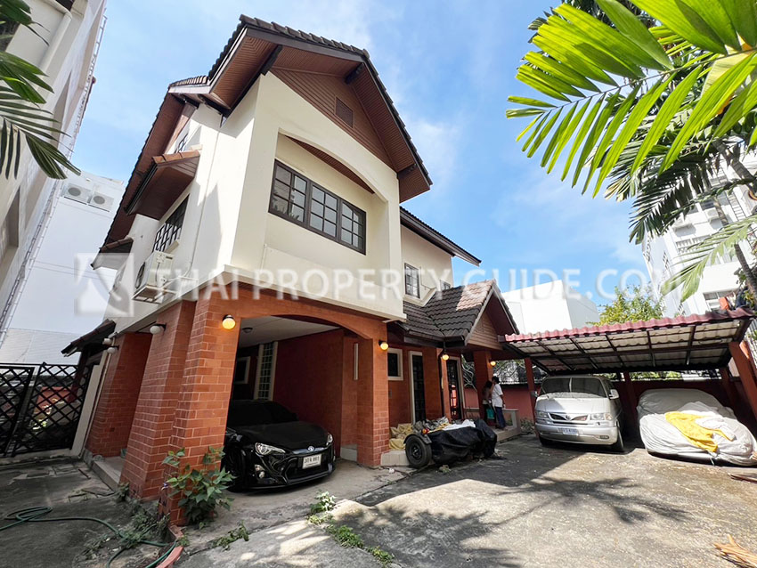 House for rent in Sukhumvit